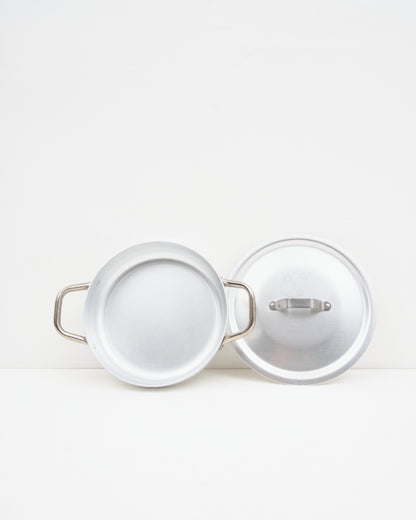 O16 Tegame sauterpande — nærbillede af indre og belægning