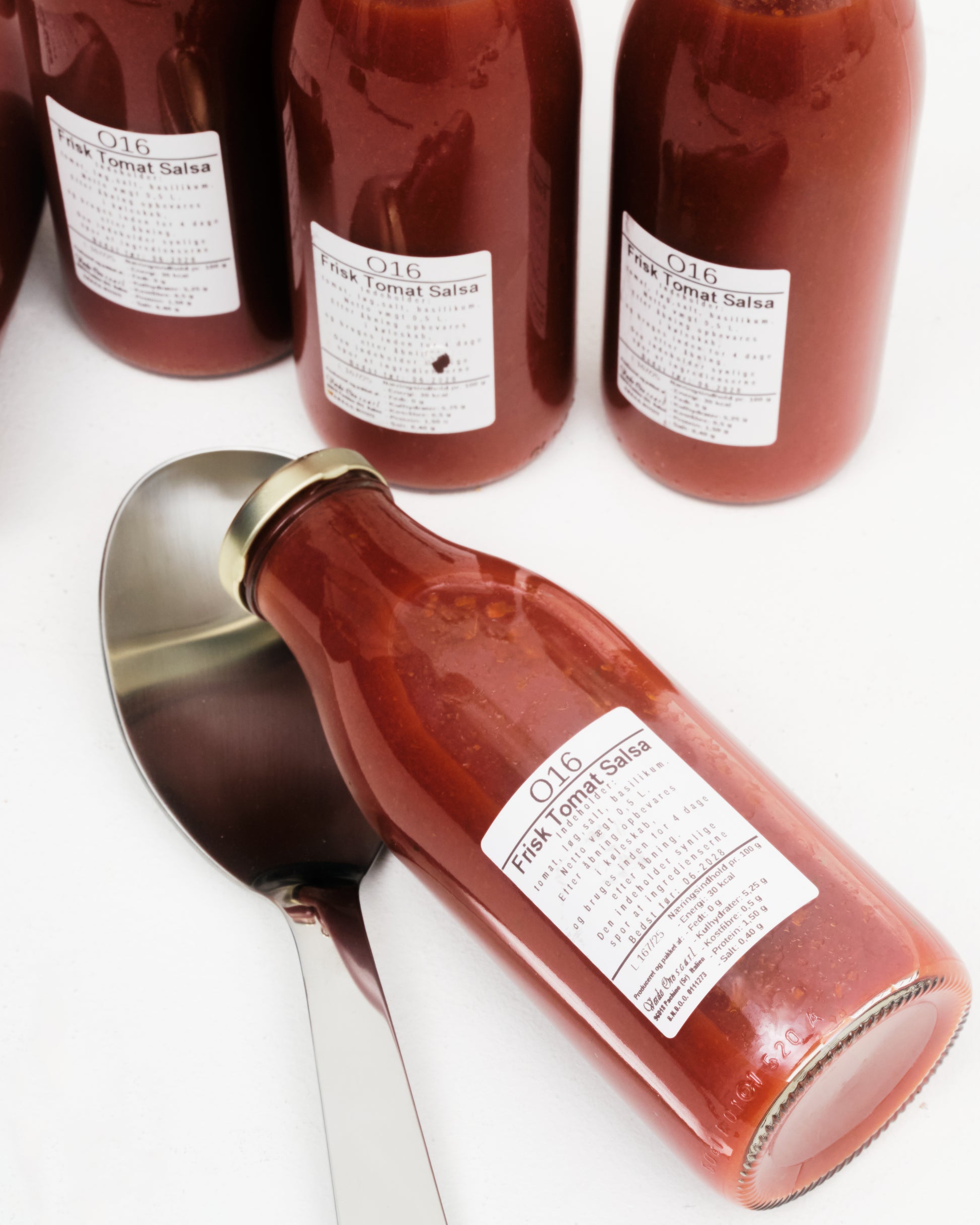 Osteria 16 italiensk tomatsauce i glas — detalje af indhold